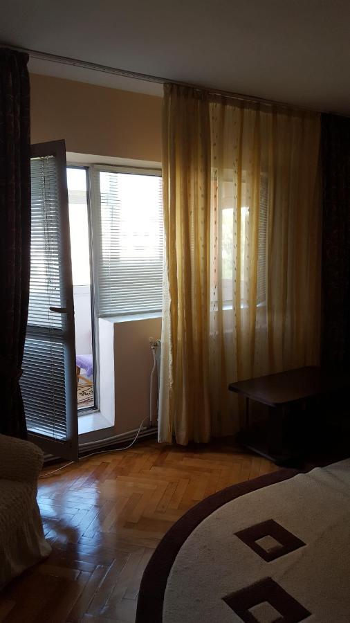 Apartament Cu 2 Camere Spatioase In Centrul Orasului - Andrei Браїла Екстер'єр фото